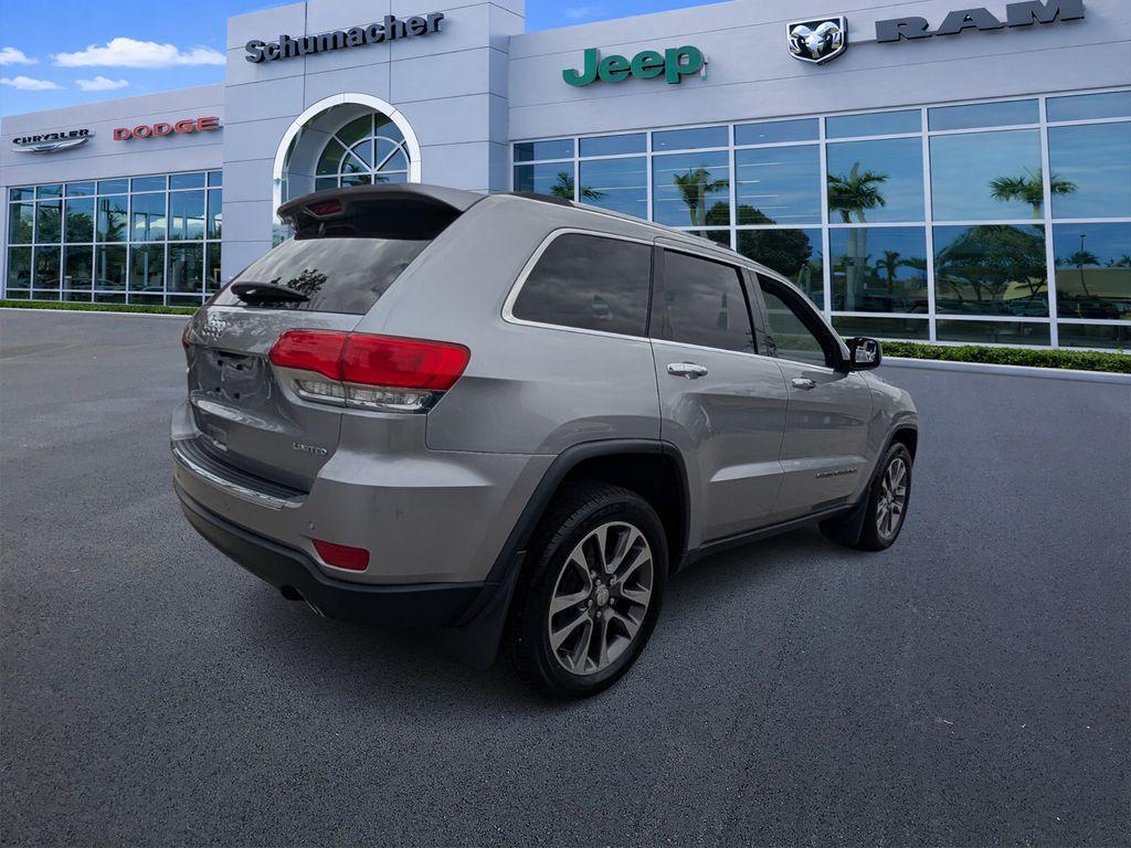 used 2018 Jeep Grand Cherokee car, priced at $17,188