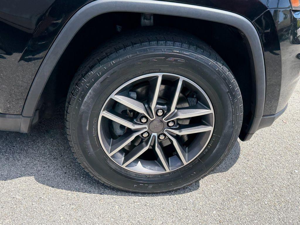 used 2020 Jeep Grand Cherokee car, priced at $22,098