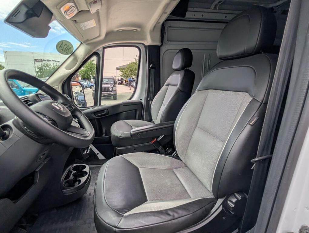 used 2024 Ram ProMaster 2500 car, priced at $35,098