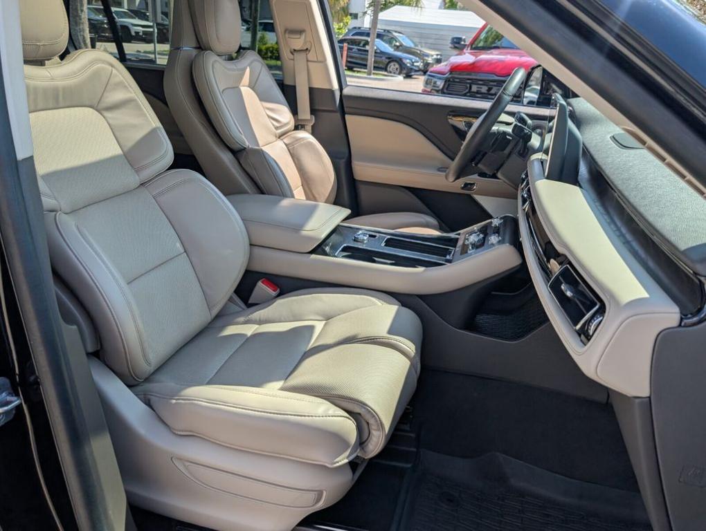 used 2024 Lincoln Aviator car, priced at $47,988