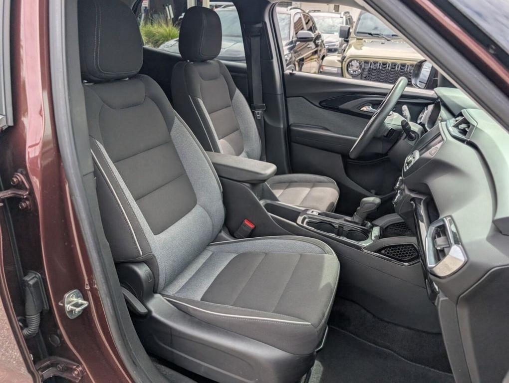 used 2022 Chevrolet TrailBlazer car, priced at $14,688