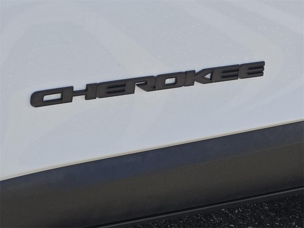 used 2020 Jeep Cherokee car, priced at $17,515