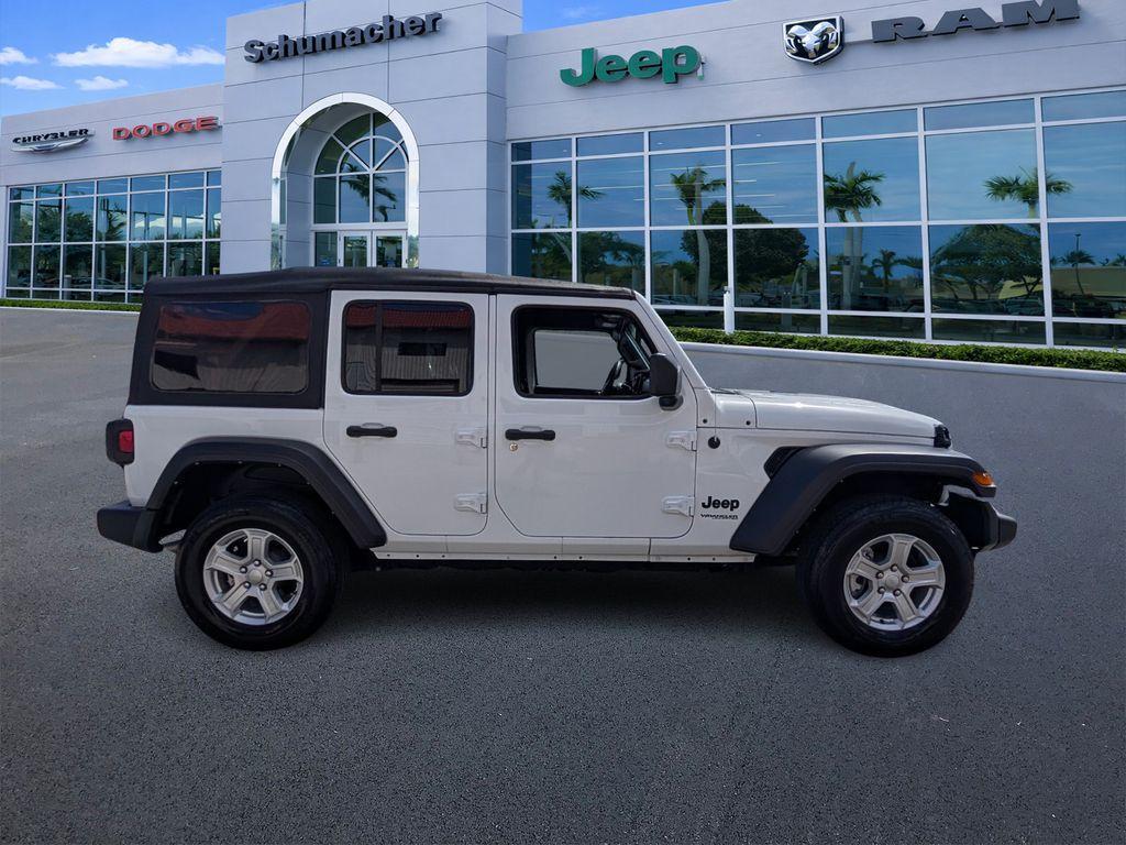 used 2022 Jeep Wrangler Unlimited car, priced at $29,000