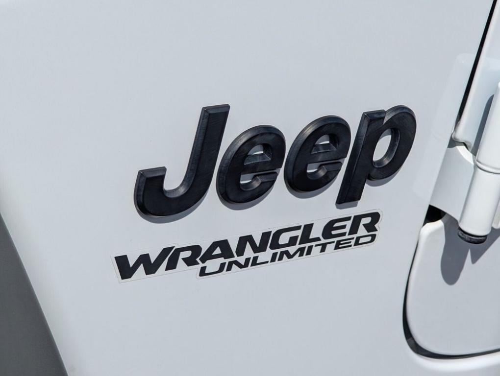 used 2022 Jeep Wrangler Unlimited car, priced at $29,000