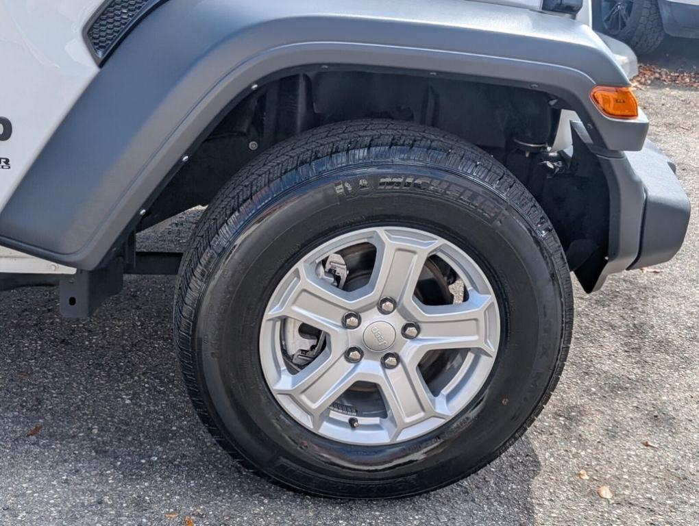 used 2022 Jeep Wrangler Unlimited car, priced at $29,000