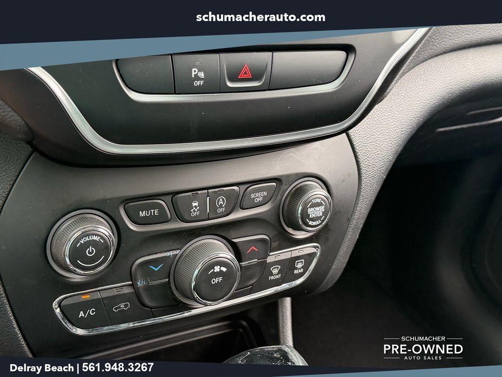 used 2020 Jeep Cherokee car, priced at $14,777