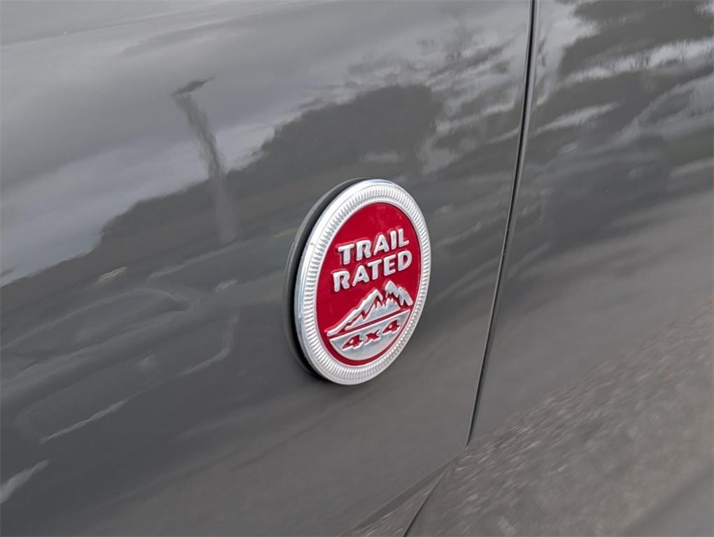 used 2021 Jeep Grand Cherokee car, priced at $24,777