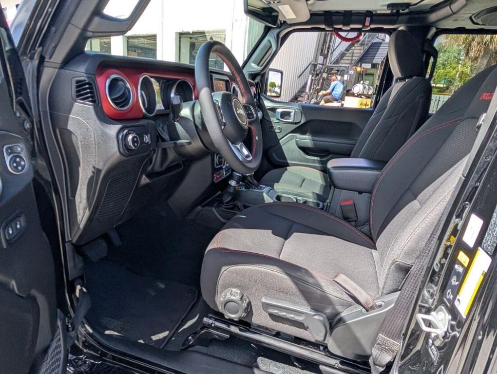 used 2023 Jeep Gladiator car, priced at $35,698