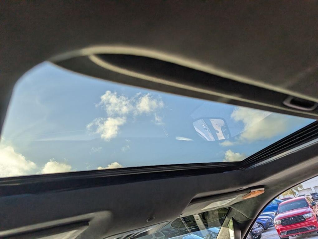 used 2024 GMC Sierra 1500 car, priced at $58,800