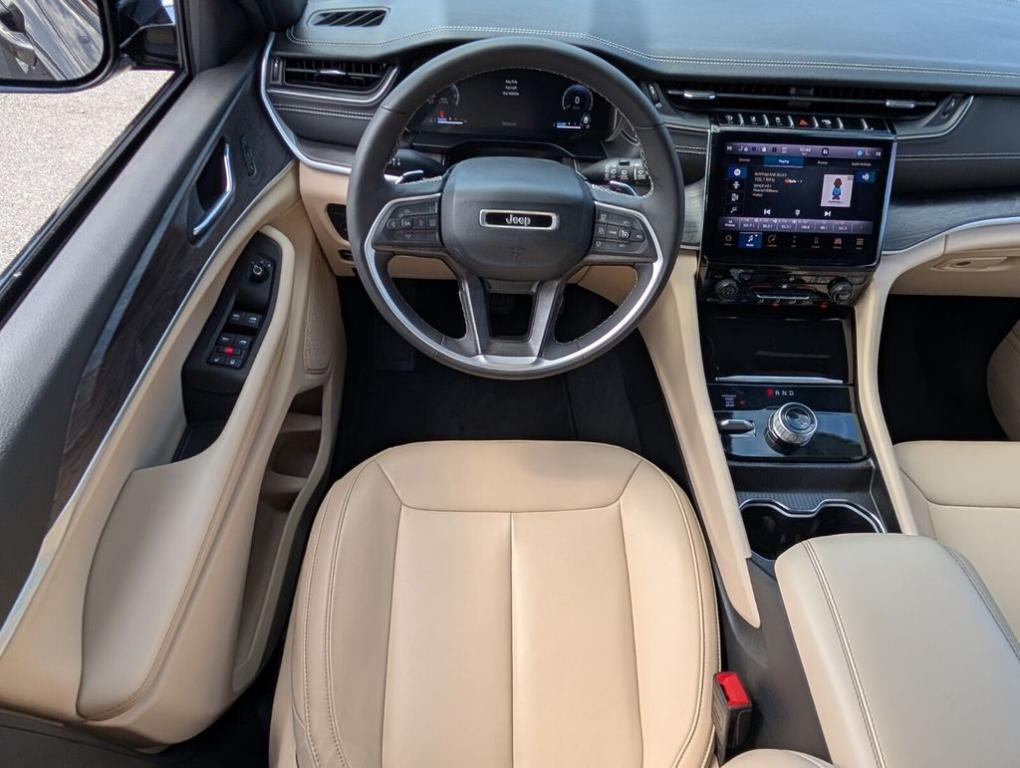 used 2024 Jeep Grand Cherokee car, priced at $32,888