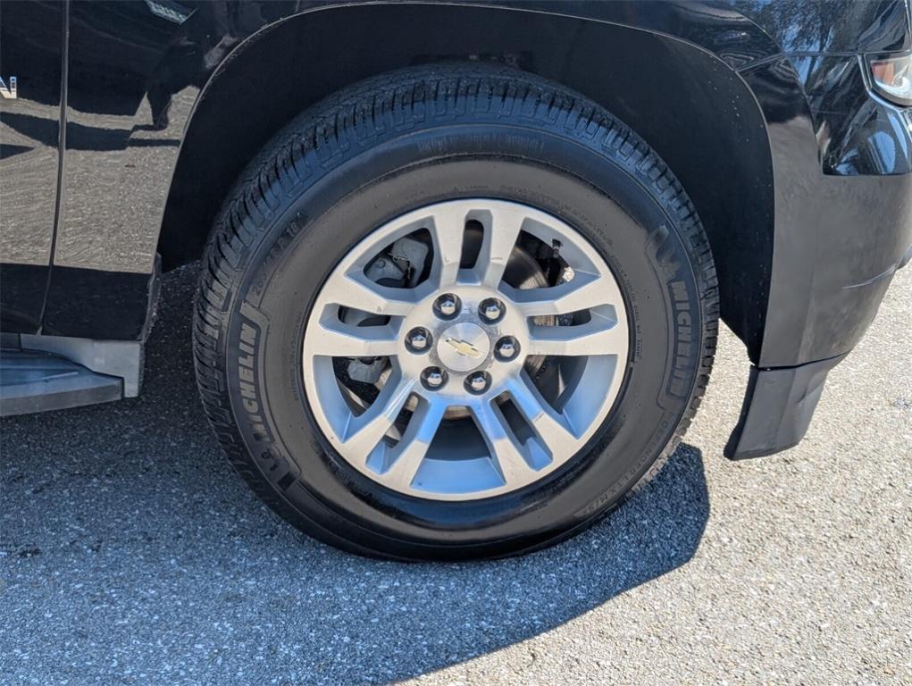 used 2016 Chevrolet Suburban car, priced at $13,988