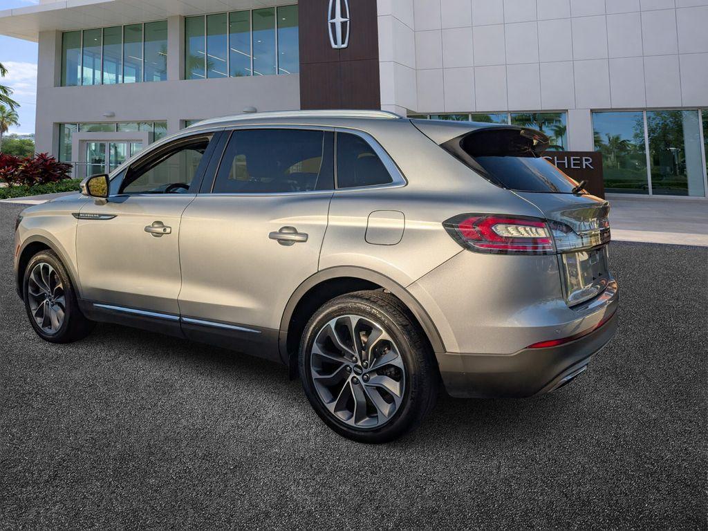 used 2022 Lincoln Nautilus car, priced at $30,000