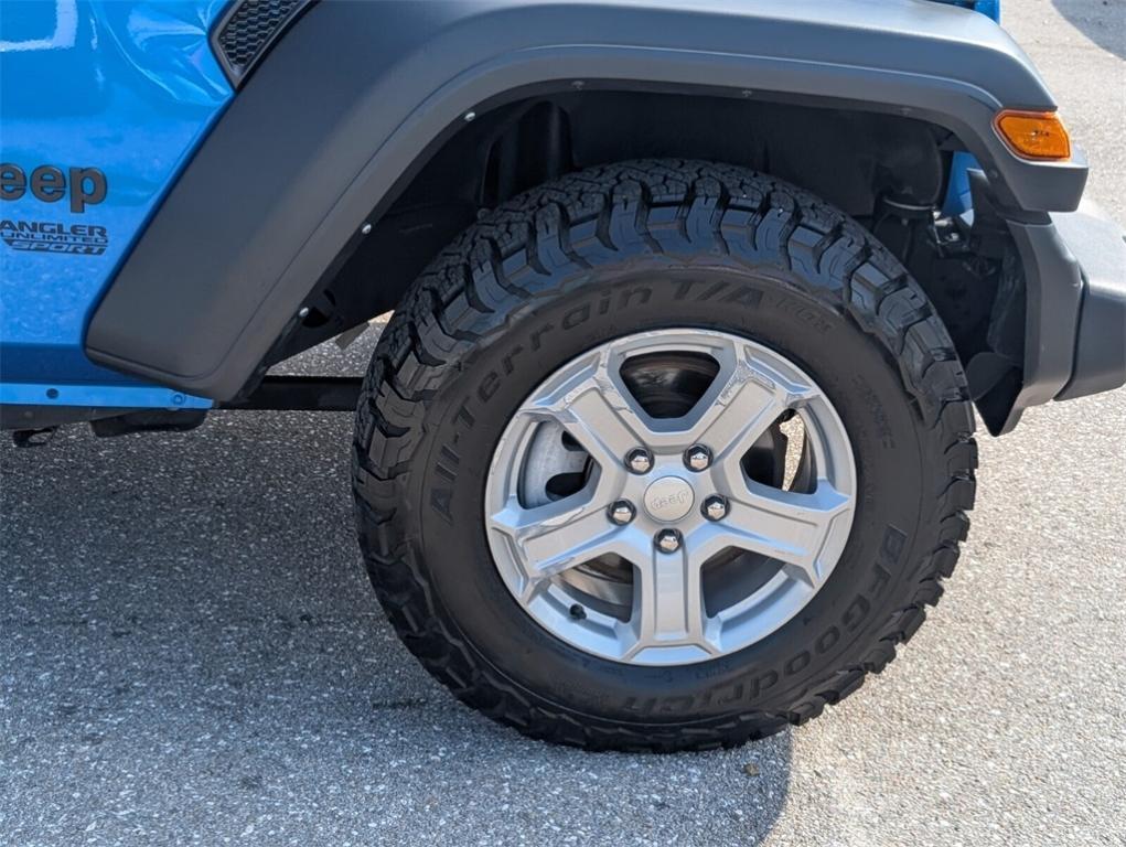 used 2021 Jeep Wrangler Unlimited car, priced at $22,928