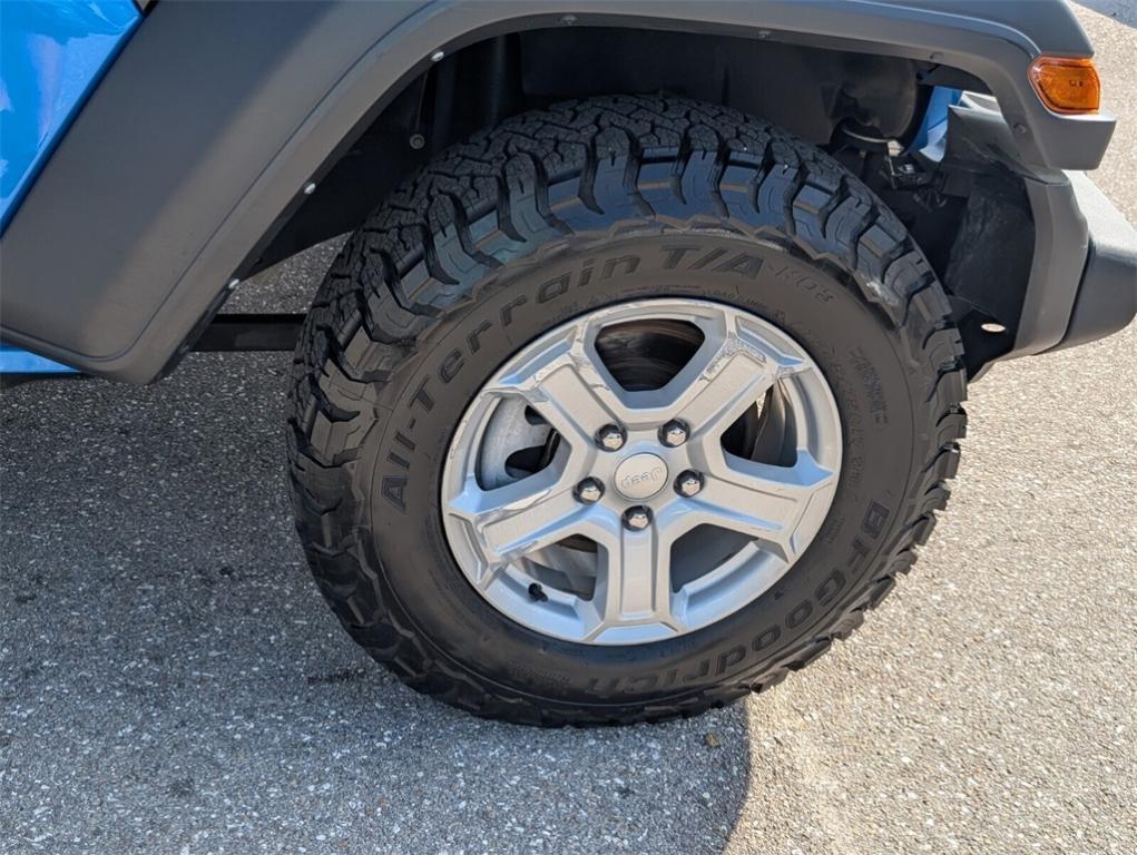 used 2021 Jeep Wrangler Unlimited car, priced at $22,928