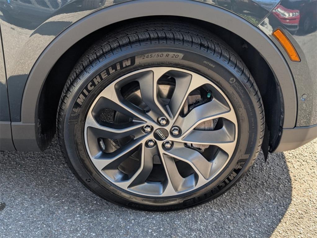 used 2021 Lincoln Nautilus car, priced at $28,988