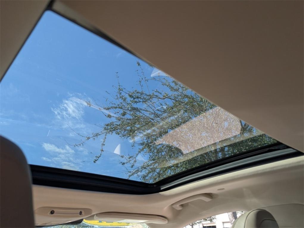 used 2021 Lincoln Nautilus car, priced at $28,988