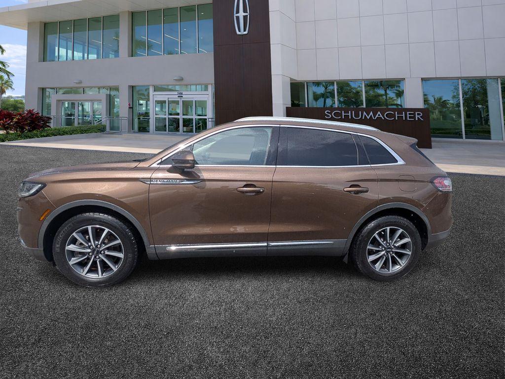 used 2022 Lincoln Nautilus car, priced at $24,988