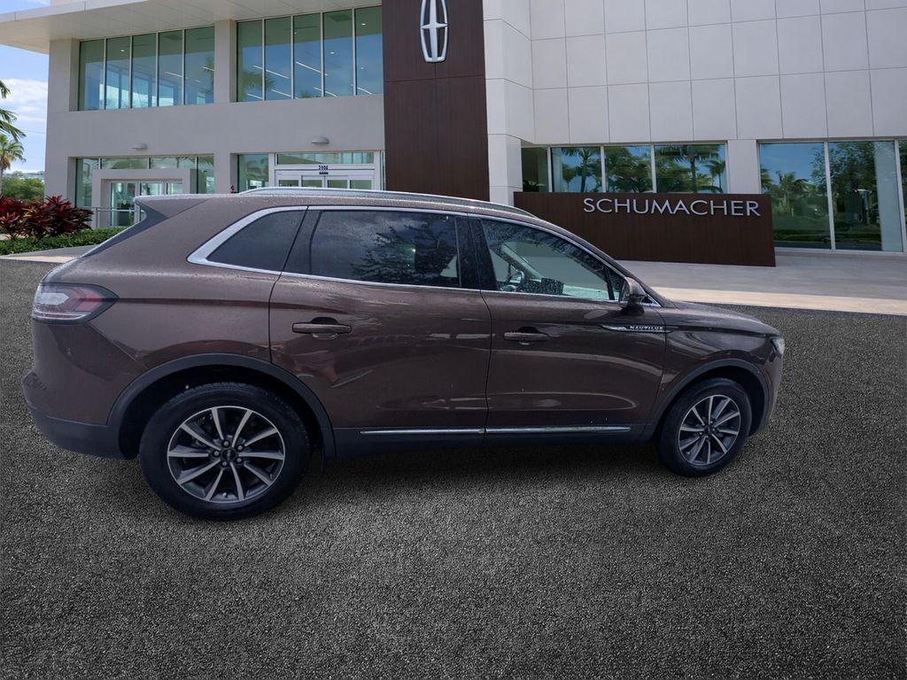 used 2022 Lincoln Nautilus car, priced at $24,988