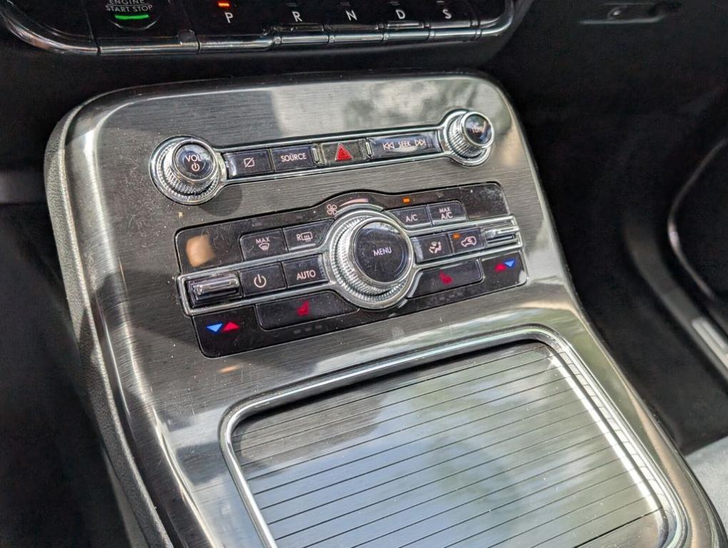 used 2022 Lincoln Nautilus car, priced at $24,988