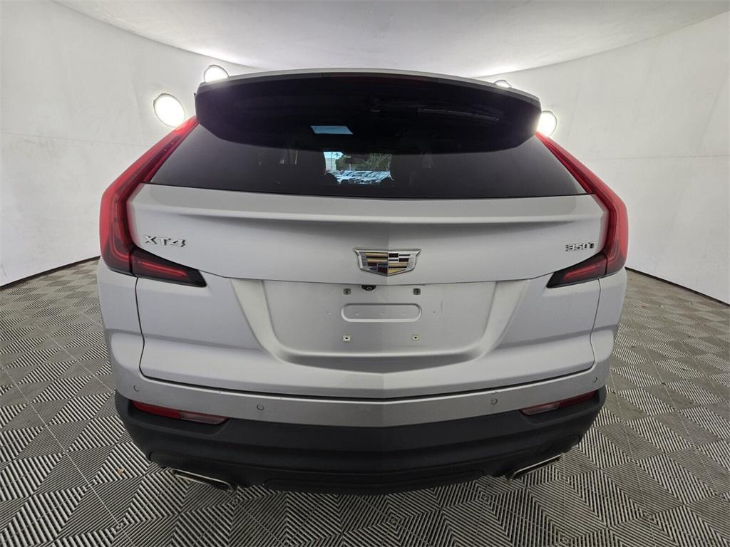 used 2021 Cadillac XT4 car, priced at $22,298