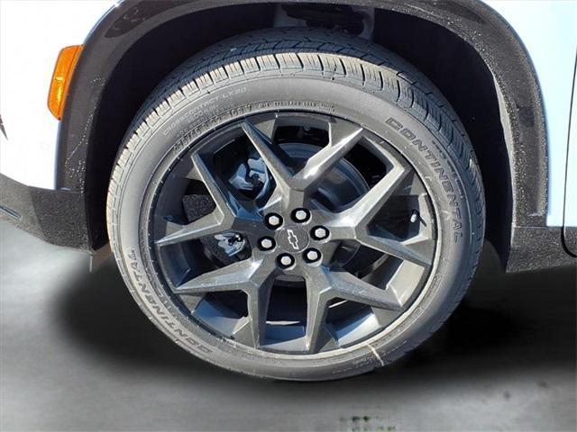 new 2026 Chevrolet Traverse car, priced at $59,315