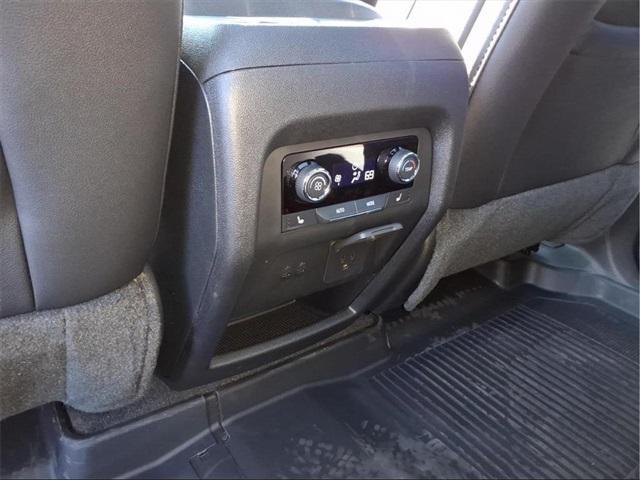 new 2026 Chevrolet Traverse car, priced at $59,315