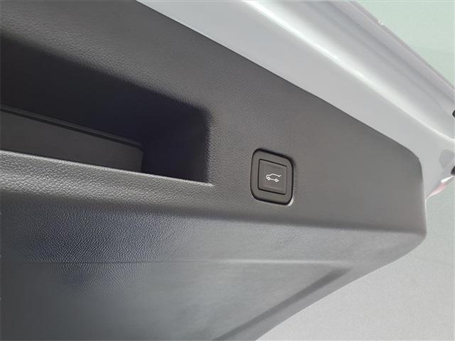 new 2026 Chevrolet Traverse car, priced at $57,946