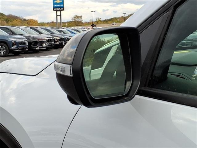 new 2026 Chevrolet Traverse car, priced at $57,946