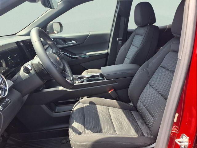 new 2026 Chevrolet Equinox car, priced at $32,579