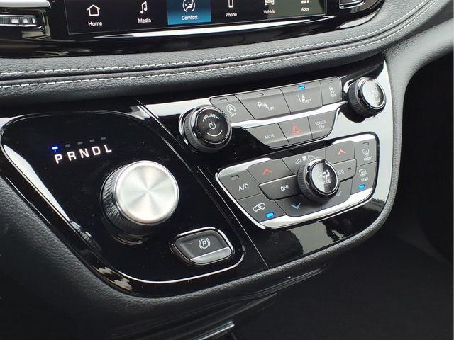 new 2026 Chrysler Pacifica car, priced at $39,702