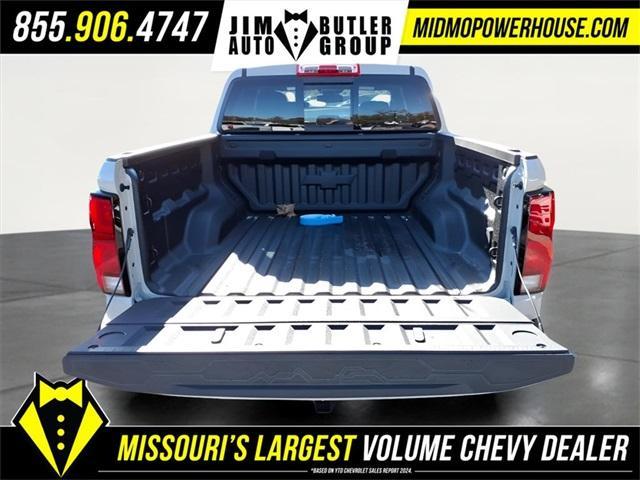 new 2026 Chevrolet Colorado car, priced at $48,160