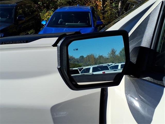 new 2026 Chevrolet Colorado car, priced at $48,160