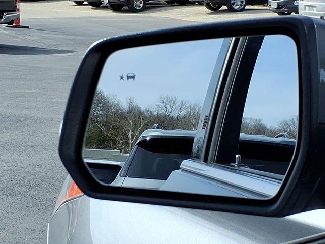 used 2021 Chevrolet Traverse car, priced at $23,176