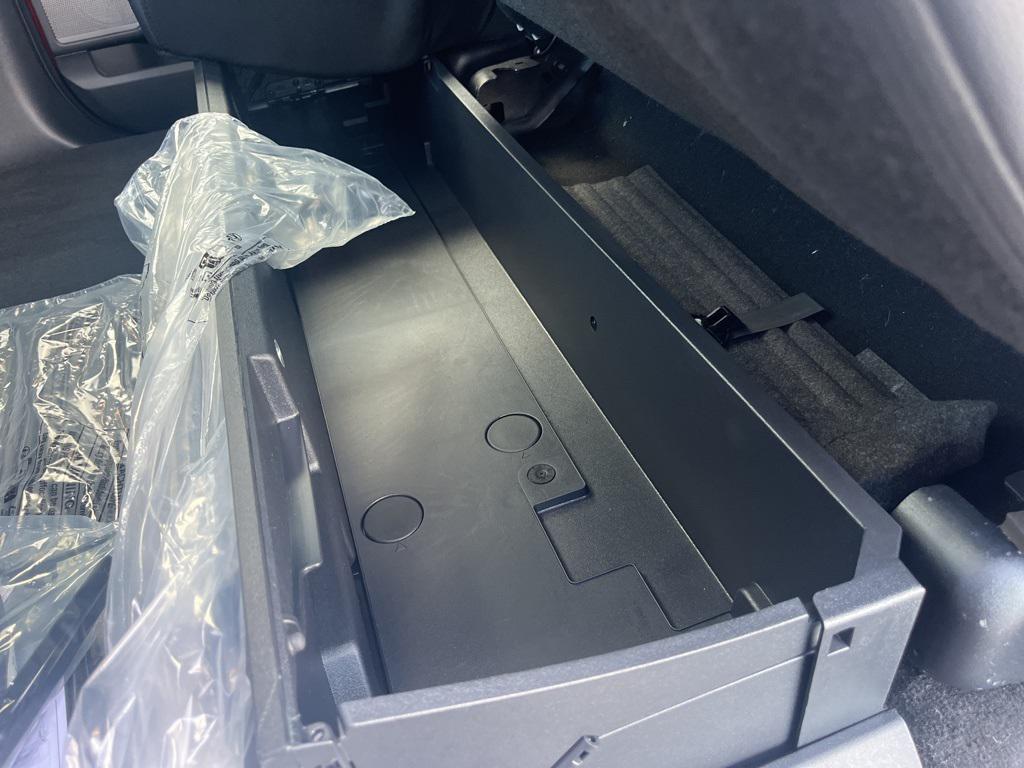 new 2025 Ford F-250 car, priced at $86,107