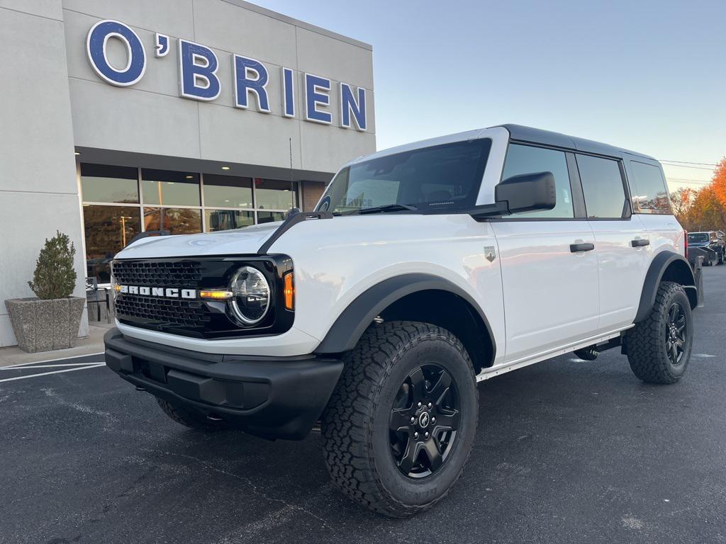 new 2025 Ford Bronco car, priced at $45,316