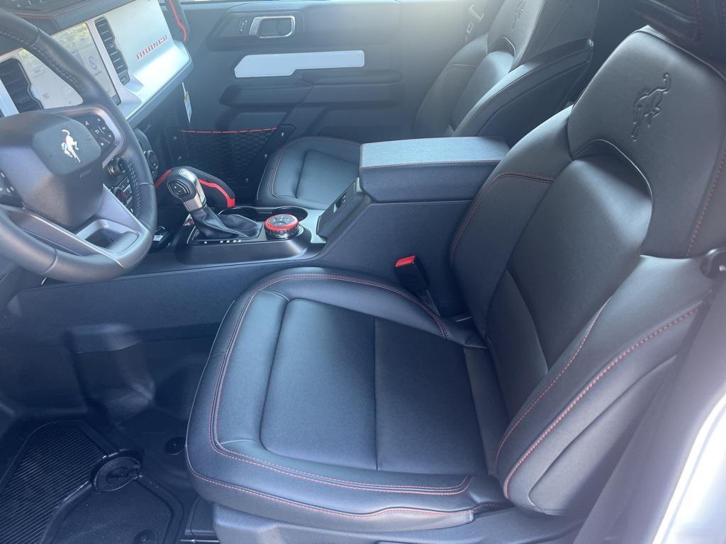 new 2025 Ford Bronco car, priced at $75,327