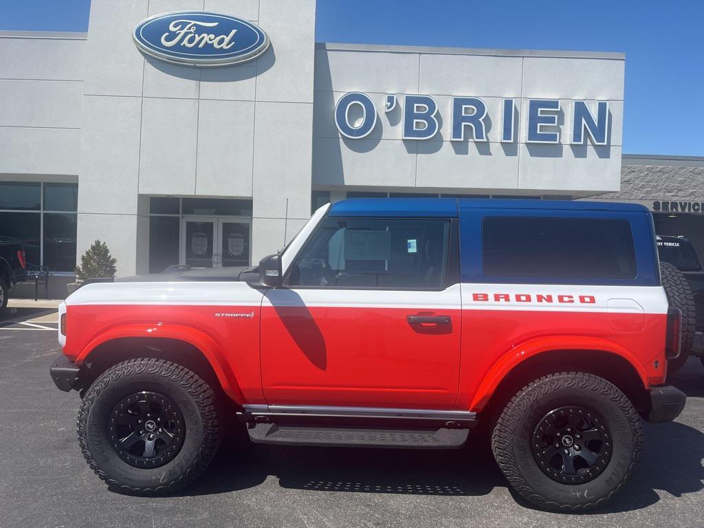 new 2025 Ford Bronco car, priced at $75,327
