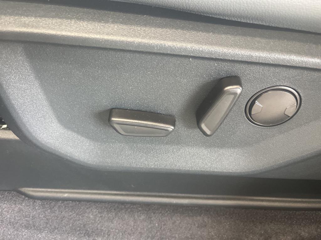 new 2025 Ford F-150 Lightning car, priced at $63,476