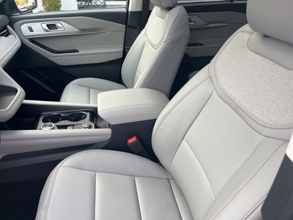 new 2026 Ford Explorer car, priced at $47,487