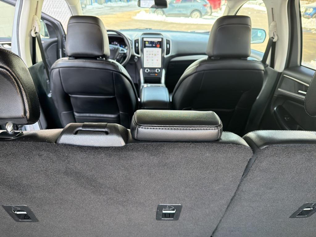 used 2024 Ford Edge car, priced at $25,490