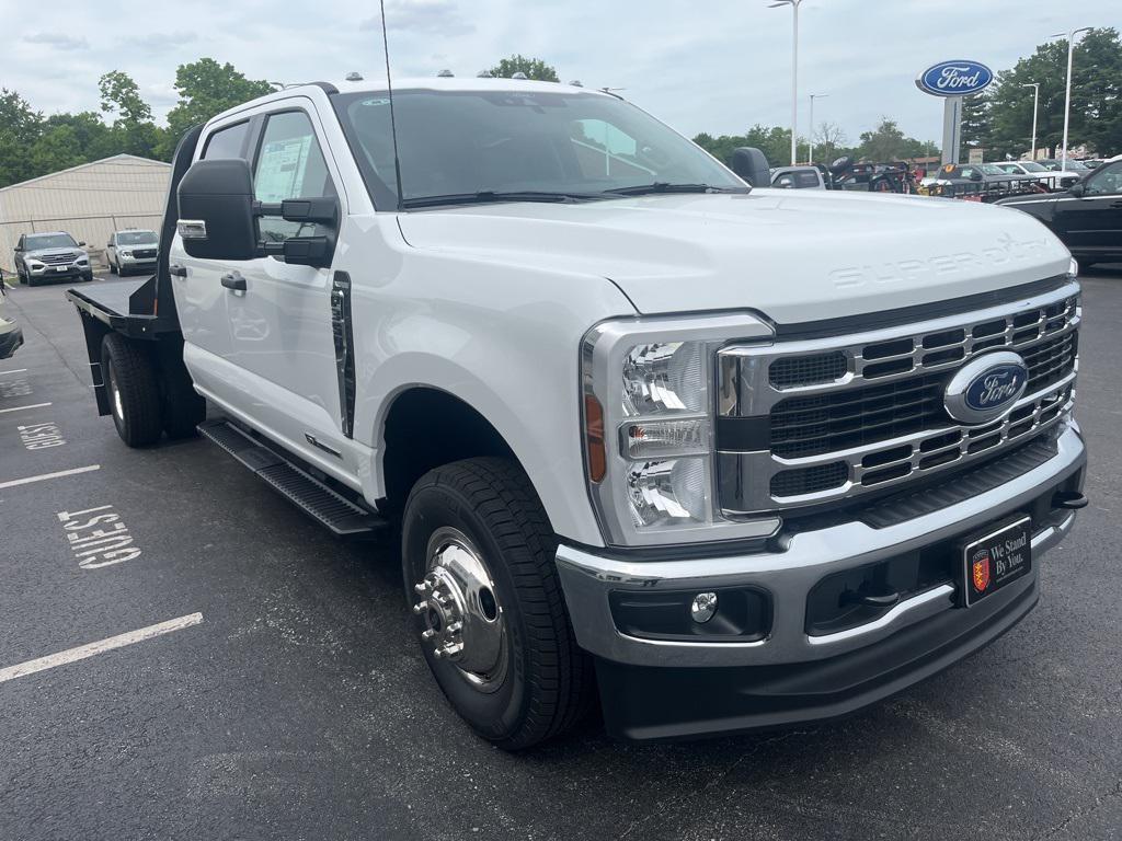 new 2025 Ford F-350 car, priced at $73,825