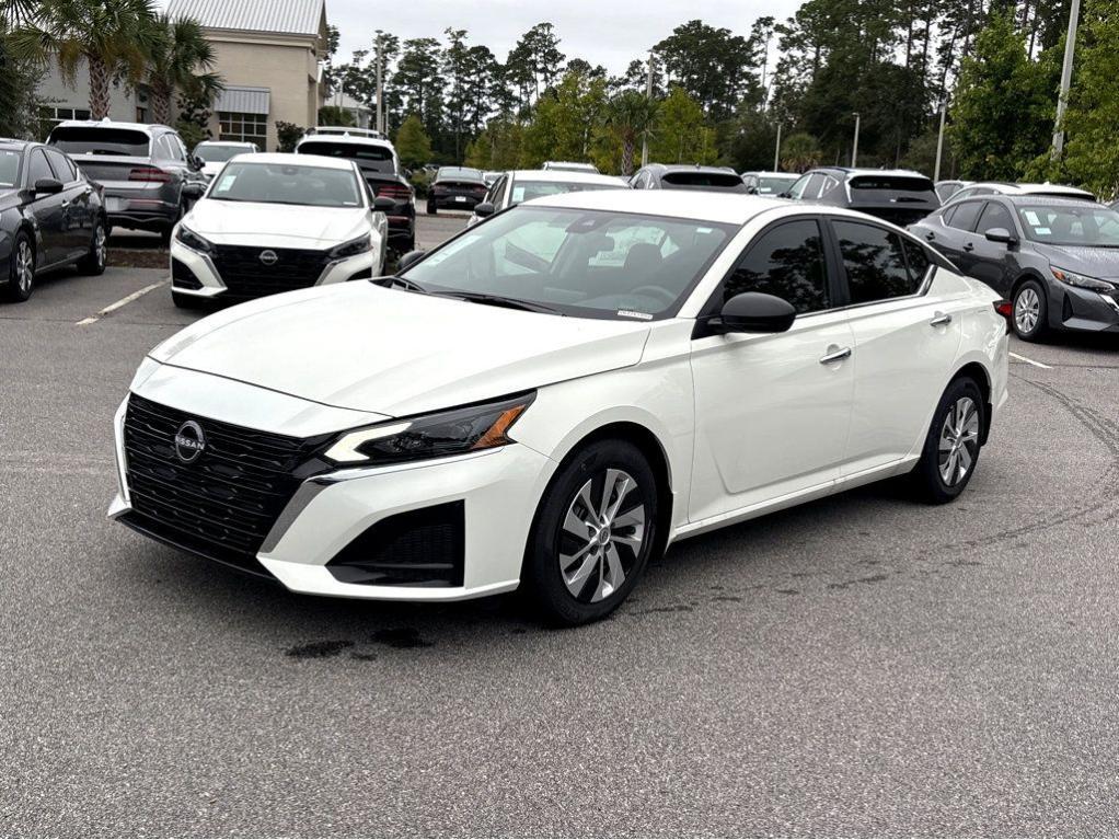 new 2025 Nissan Altima car, priced at $24,000