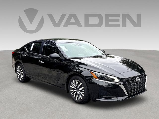 new 2024 Nissan Altima car, priced at $24,500
