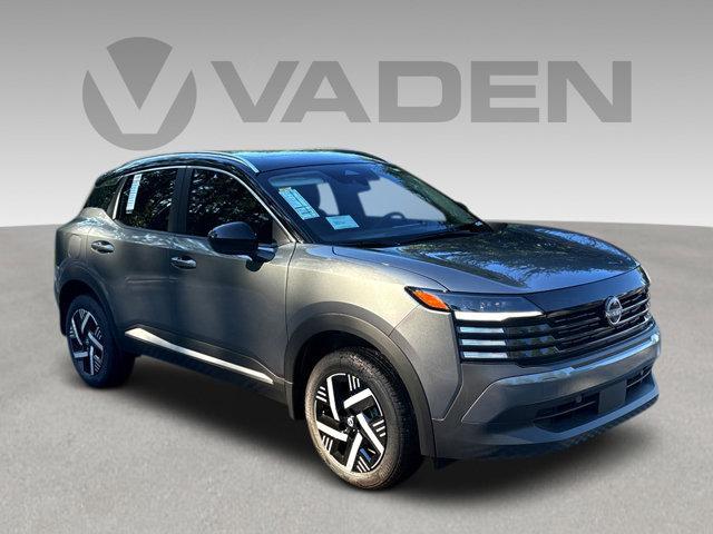 new 2025 Nissan Kicks car, priced at $26,905