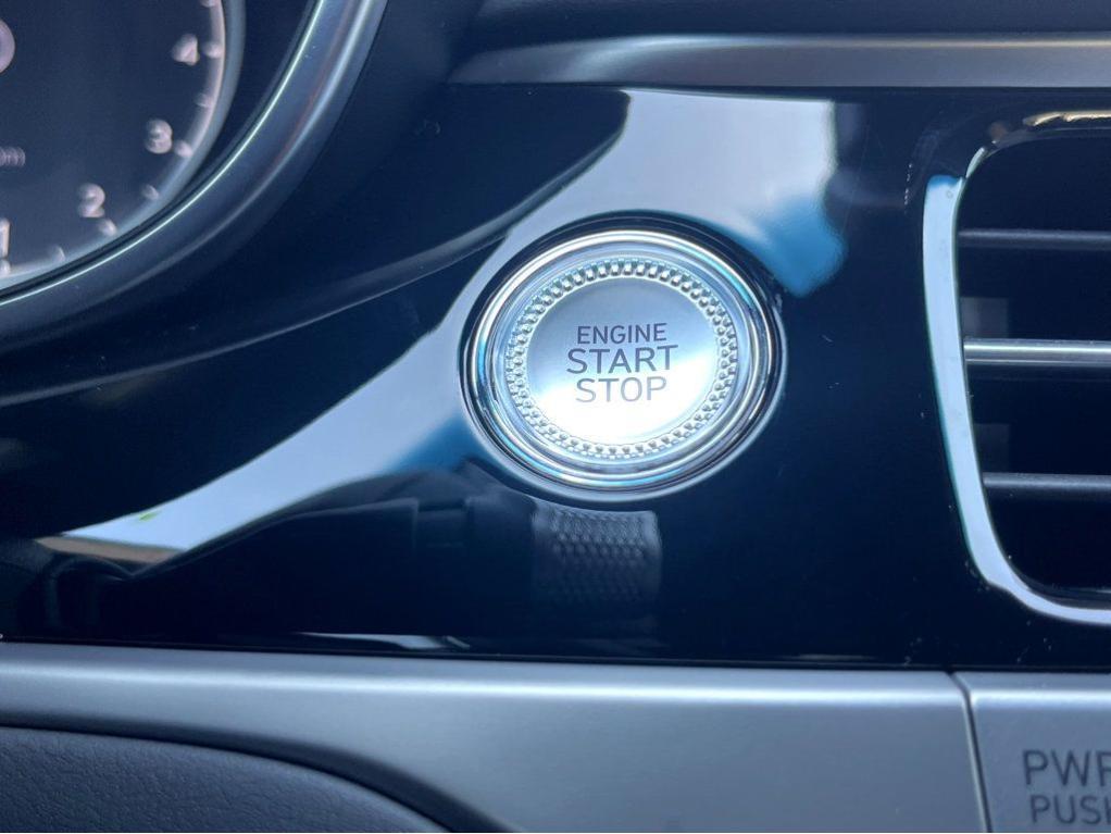 new 2025 Genesis G70 car, priced at $57,830