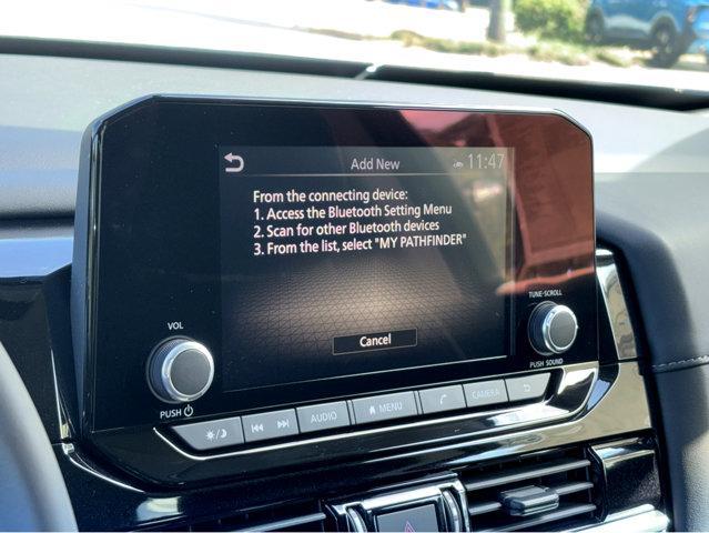 new 2025 Nissan Pathfinder car, priced at $36,775