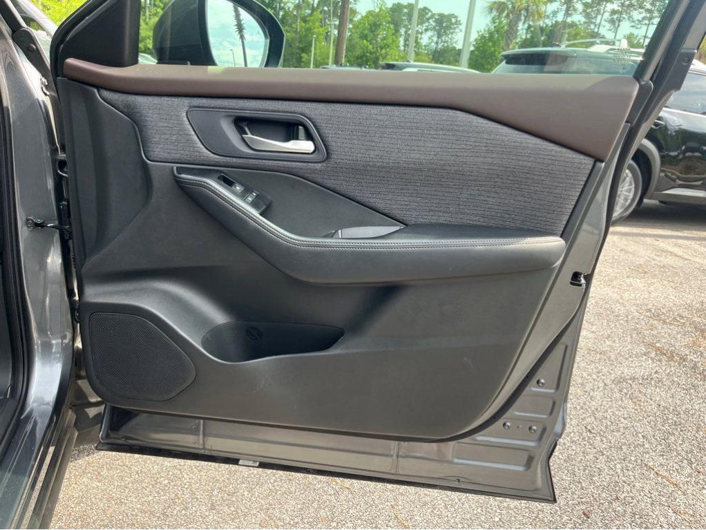 used 2023 Nissan Rogue car, priced at $22,199