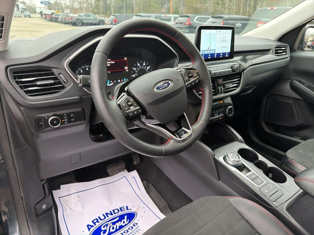 used 2022 Ford Escape car, priced at $25,995