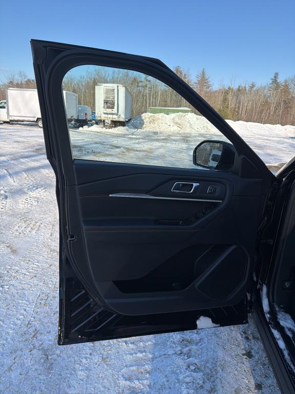 new 2026 Ford Explorer car, priced at $52,785