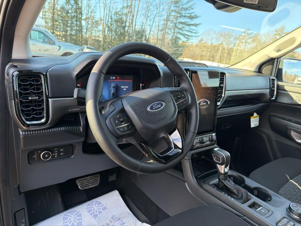 new 2025 Ford Ranger car, priced at $40,695